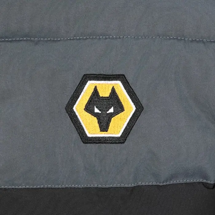 Wolverhampton Wanderers Shop | Essentials Padded Jacket – Black – junior Wolverhampton Wanderers Merchandise